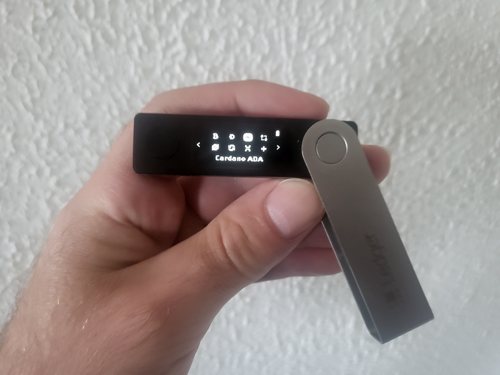 Ledger Nano X hardware wallet installed apps 2025