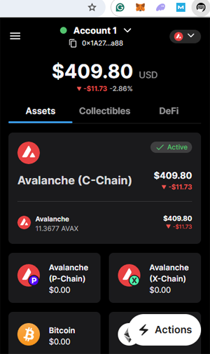 Core wallet showing AVAX balance; DeFi and NFTs tab